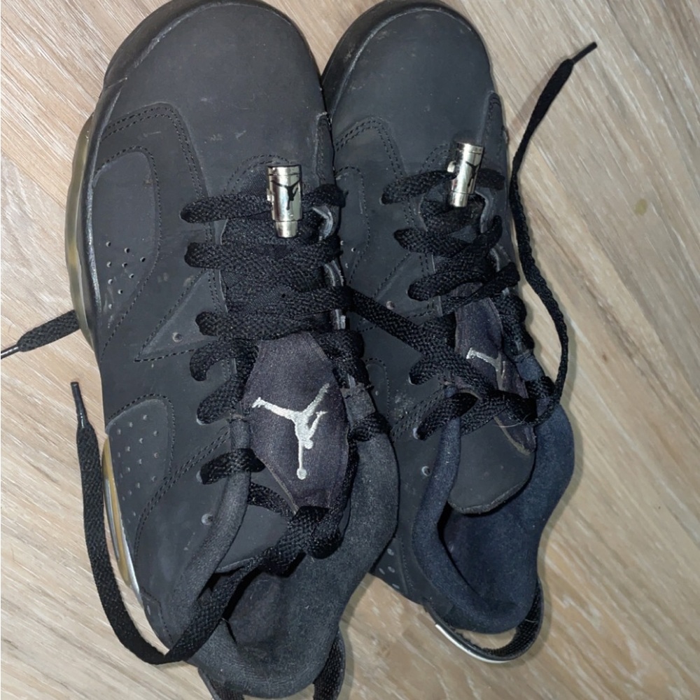 Chrome Lows Need To Be Cleaned There A 6y - image 1